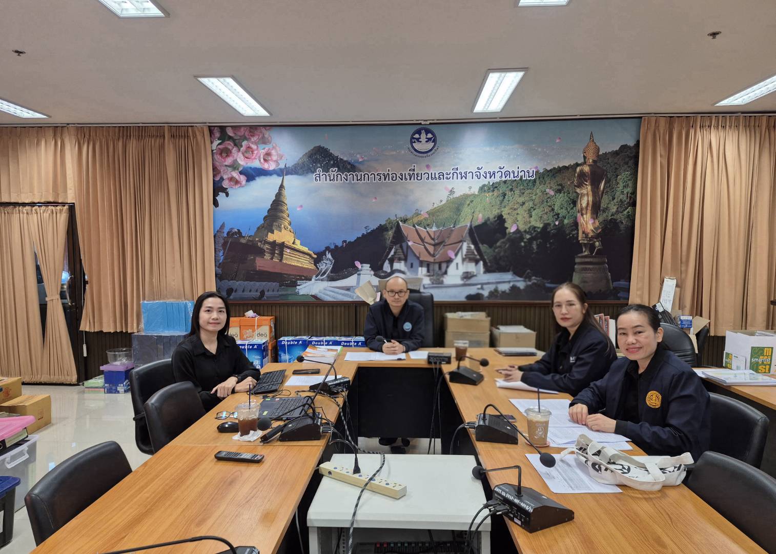 จัดประชุมคณะกรรมการเพื่อพิจารณาและจัดทำ ร่างขอบเขตของงาน (TOR) การจัดมหกรรมส้มสีทองของดีเมืองน่าน ซึ่งเป็นกิจกรรมสำคัญที่มุ่งส่งเสริมผลผลิตทางการเกษตรอันเป็นเอกลักษณ์ และกระตุ้นเศรษฐกิจการท่องเที่ยวของจังหวัด
