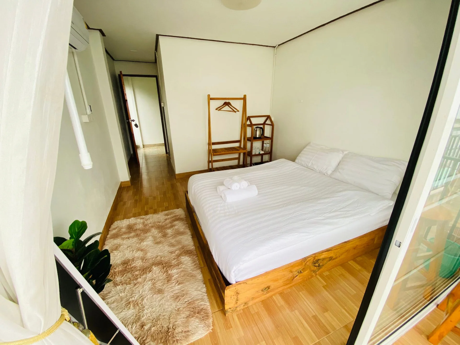 Gallery image 10