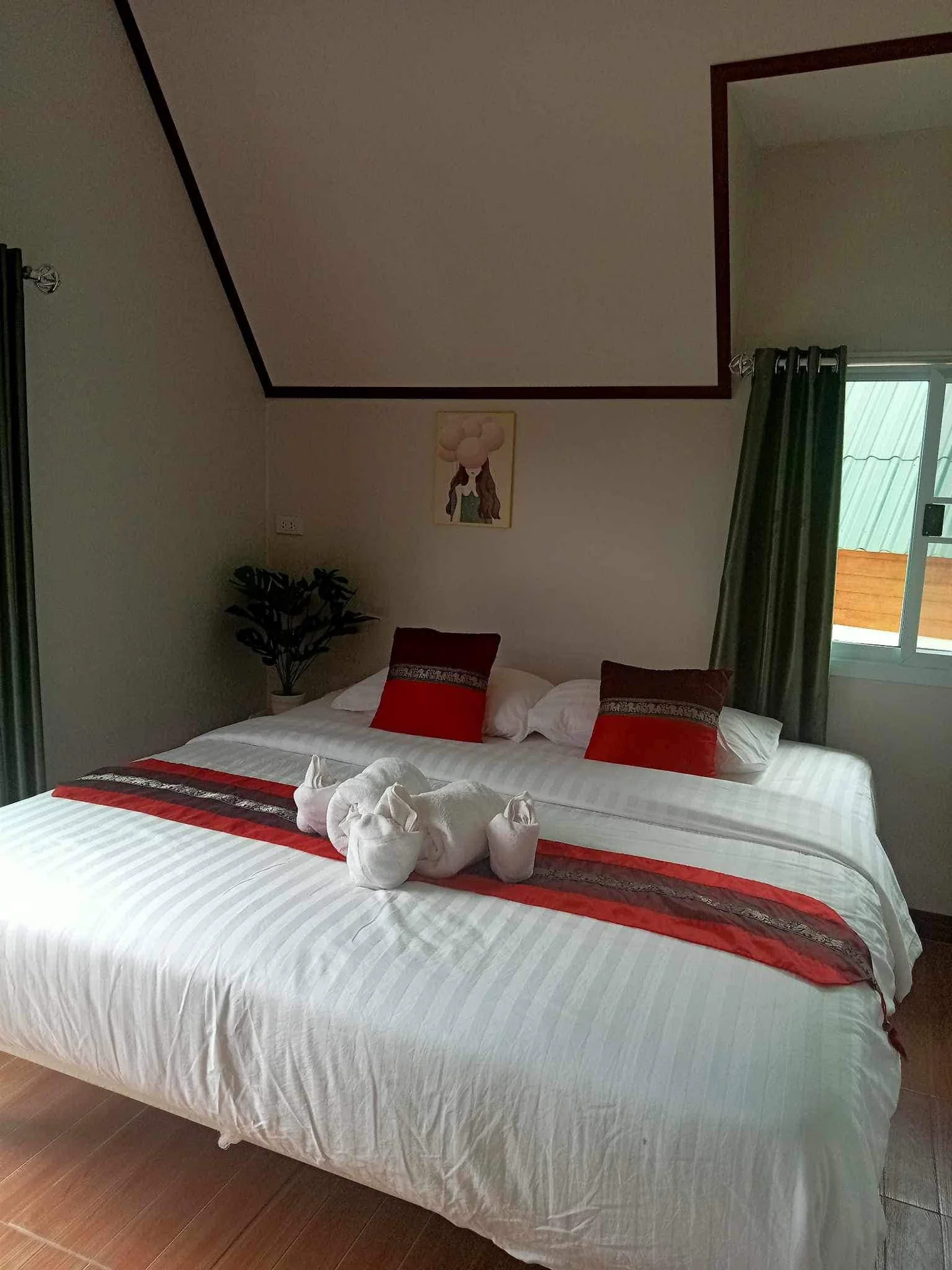 Gallery image 12